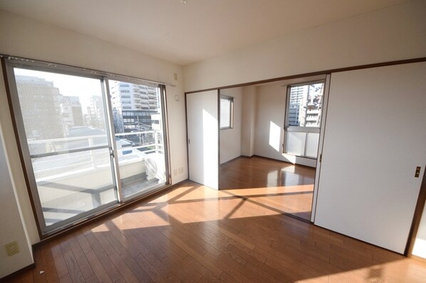 ライフプラザ調布の物件内観写真